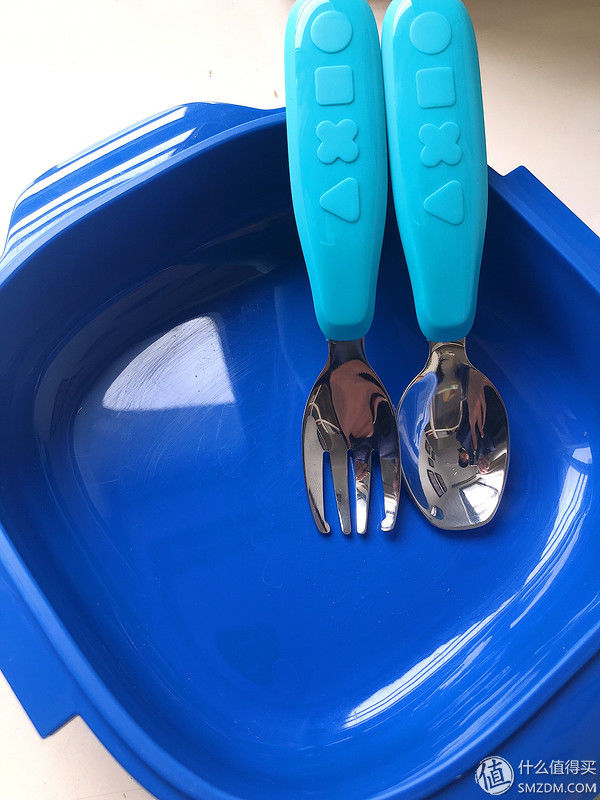 颜值当担!既好用又好看的两款宝宝餐具!