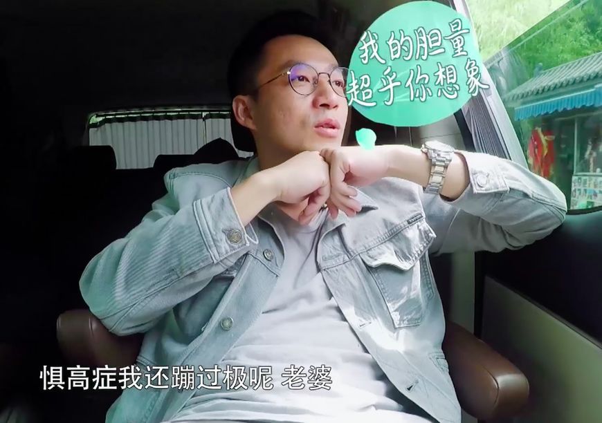 汪小菲发文回应剥虾论!我老婆也是够逗的,这事儿还回复