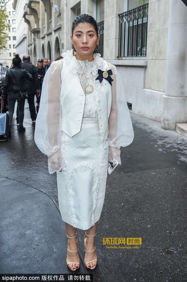 看腻了美颜大长腿 这位混时尚圈的泰国公主也算画风奇特了