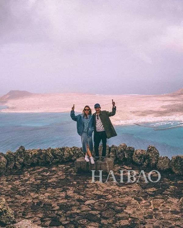 奇怪| 满脸雀斑的她从不磨皮，但是拍出来却比蛇精脸还好看