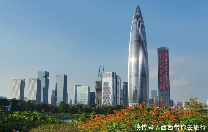  实拍：实拍深圳西部第一摩天楼，它才是深圳最美摩天楼