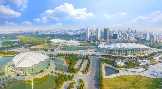 2018年全国24个县GDP破千亿，这个省实力强大独占9个且包揽前4名