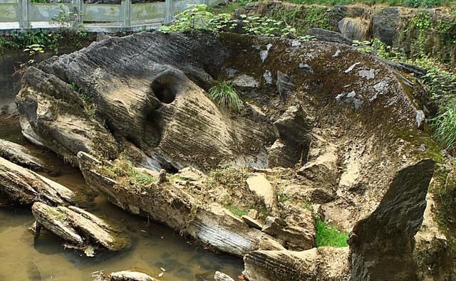 比灵隐寺低调，更少有游客踏入，浙江还有一座古色古香的古寺