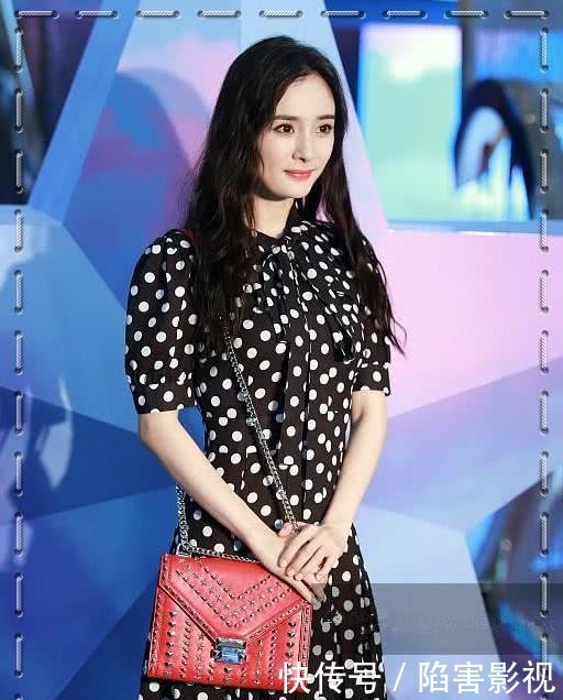 杨幂就是杨幂！32岁穿波点裙不差李兰迪，网友：这嫩装的我服