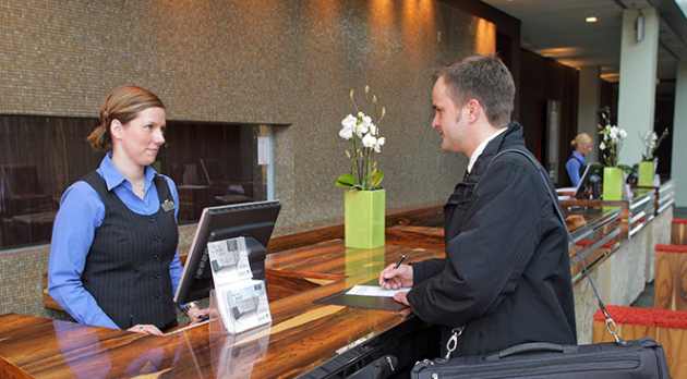 出门旅游住酒店时，说出这三点要求，前台便知你是行家不敢蒙你