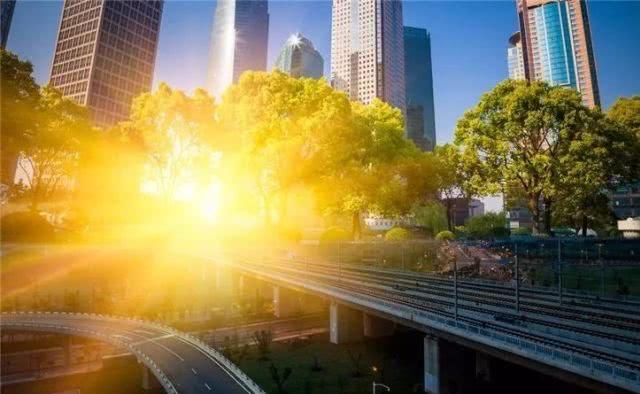  [迎来]深圳火了后，又一个城市接二连三迎来了利好