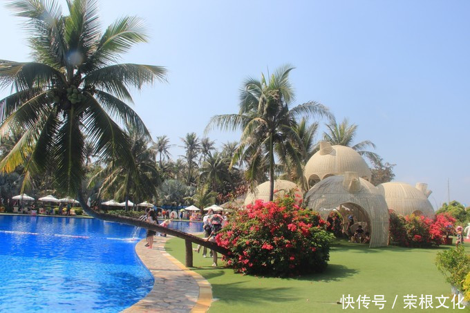 因大海到三亚，爱上大海