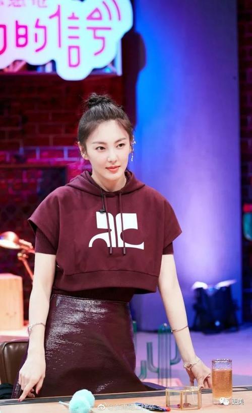 唐嫣短发老10岁，娜扎被夸仙女，热巴好惨