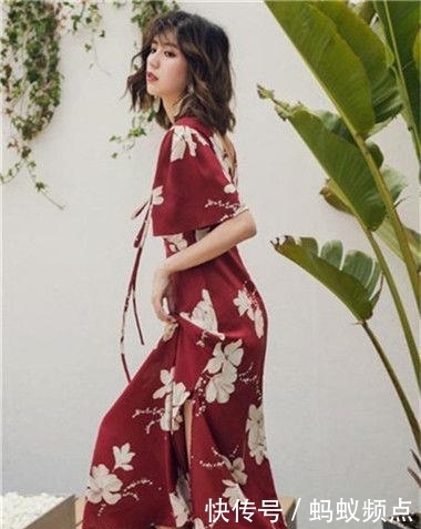  [美女]优雅时尚的街拍：年轻自信的美女，掩盖不住时尚的美丽