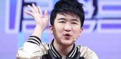 张大大遭网友痛骂！朋友圈照片P到认不出，网友：第二个刘梓晨？