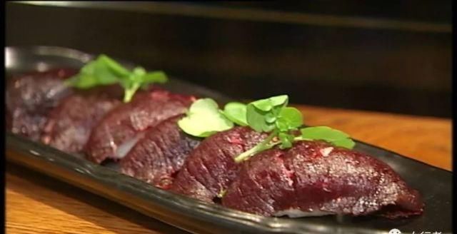 冰岛这么奇葩的国度,怎么会有人在那里居住