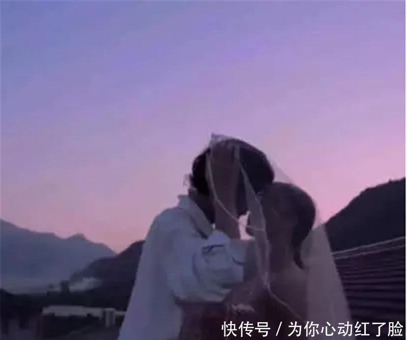 和女生聊天高情商聊天,从心出发,掌握沟通的艺术:与女生聊天的高情商技巧