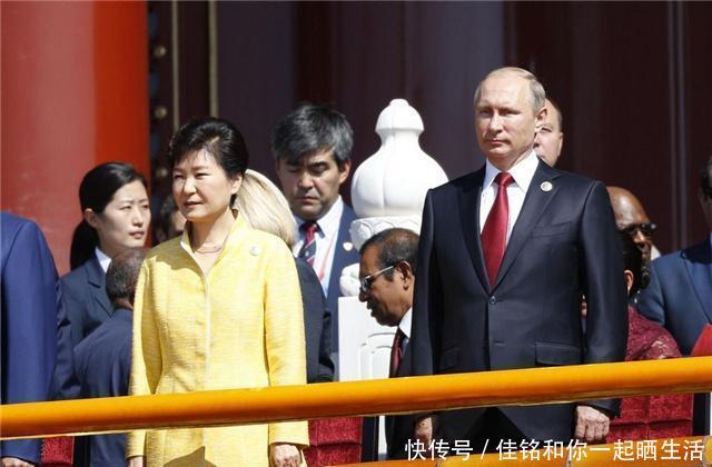 普京会见各国领导人总是迟到?前妻道出