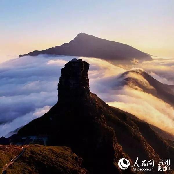 今年夏天，贵州突如其来地火了!