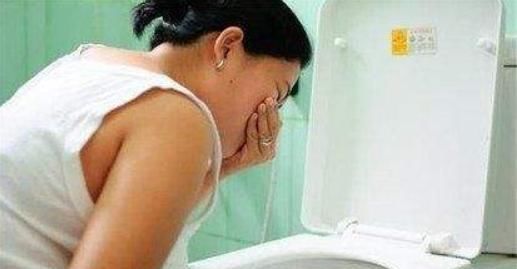  「孕期出现孕」产妇孕吐越严重，孩子越聪明？听医生怎么说，这6种方式可缓解