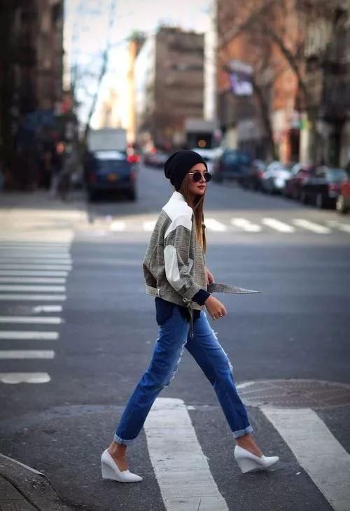 阔腿裤也太好看了!9分裤+平底鞋，这对CP今年很火!