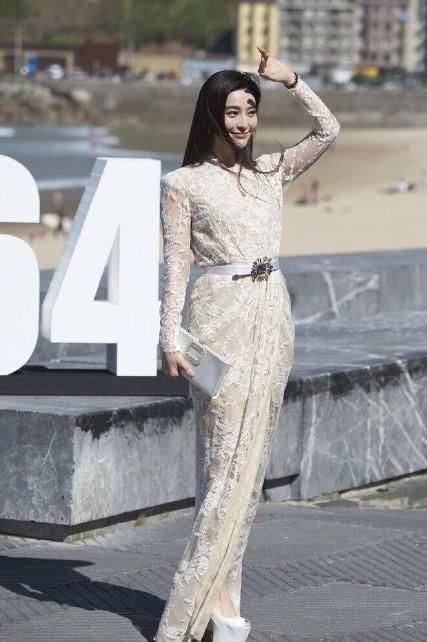 看了范冰冰的跨，男人都要怀疑人生了！这尺寸，有点超乎了想象！