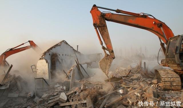 农民好福气，农村有房的农民要偷着笑了！你的房子更值钱了！