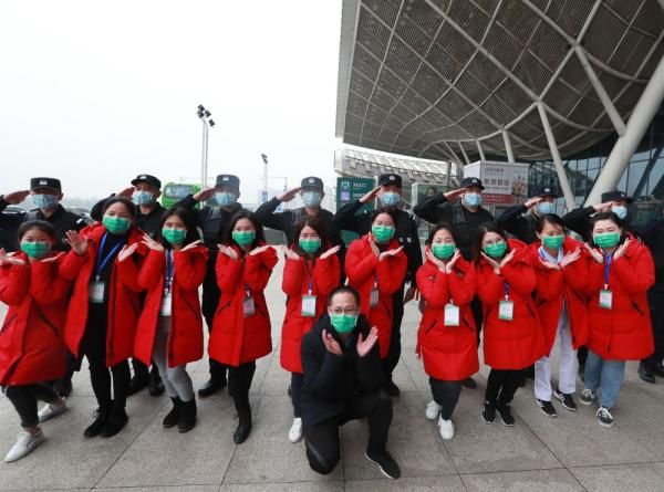  『感谢』湖南、江西援鄂医疗队返程不忘感谢湖北