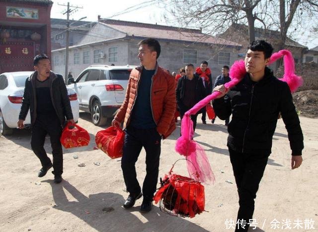 农村讨妻难，二婚女和大龄女成香饽饽，但有1类女人却很难嫁出去