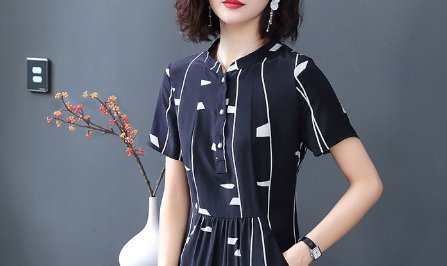 身材条件不错的女人,一定要多穿气质包臀裙,展现迷人身姿,美爆