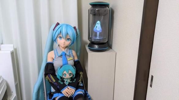  『陪伴』「全息投影初音」停服：结婚两年 感谢老婆陪伴