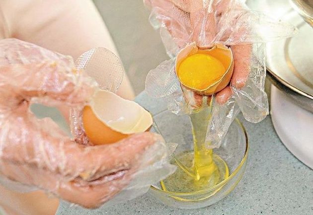 毛孔是怎么变大的?9个自然缩小毛孔的方法，更显年轻感