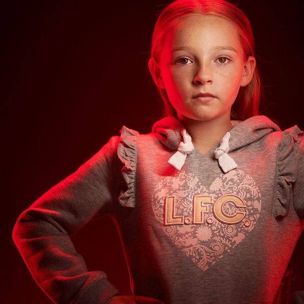 可爱!利物浦推出秋季新款童装