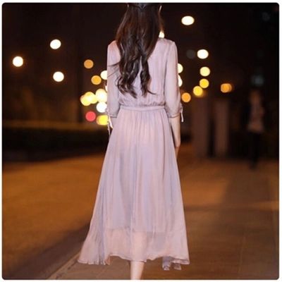 越来越多70后女人,桑拿天都穿“冷风裙”,清凉性感魅力四射