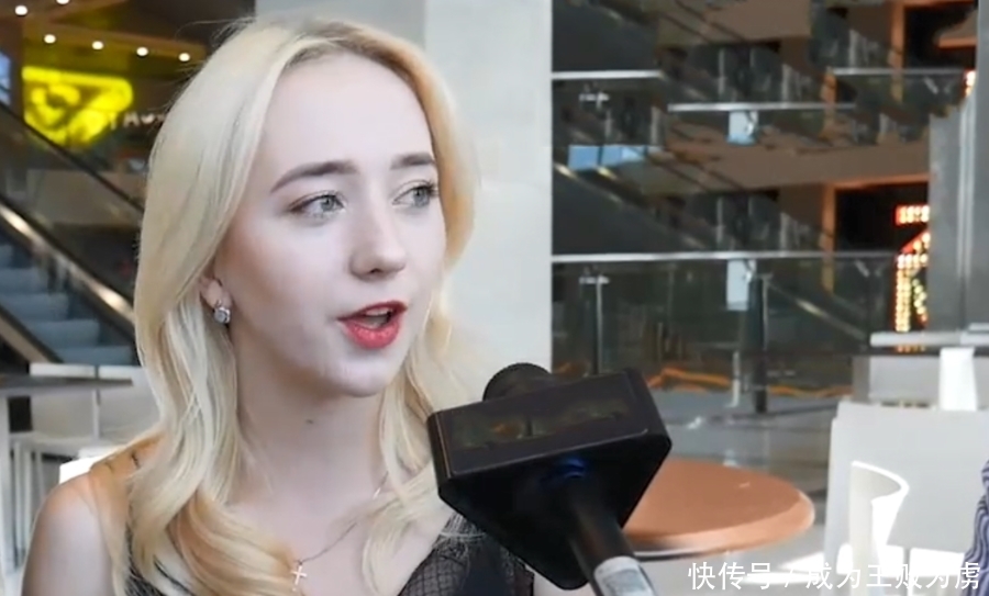 英国街头访问:中国和美国哪个国家强大?当地人