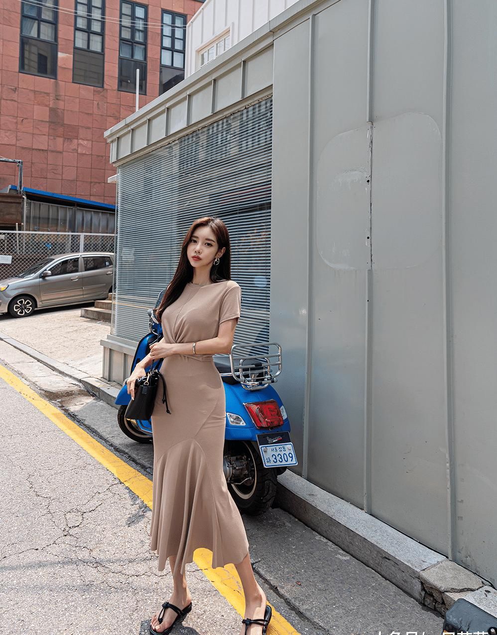  兜风|美女你看啥呢，等人带你去兜风啊？