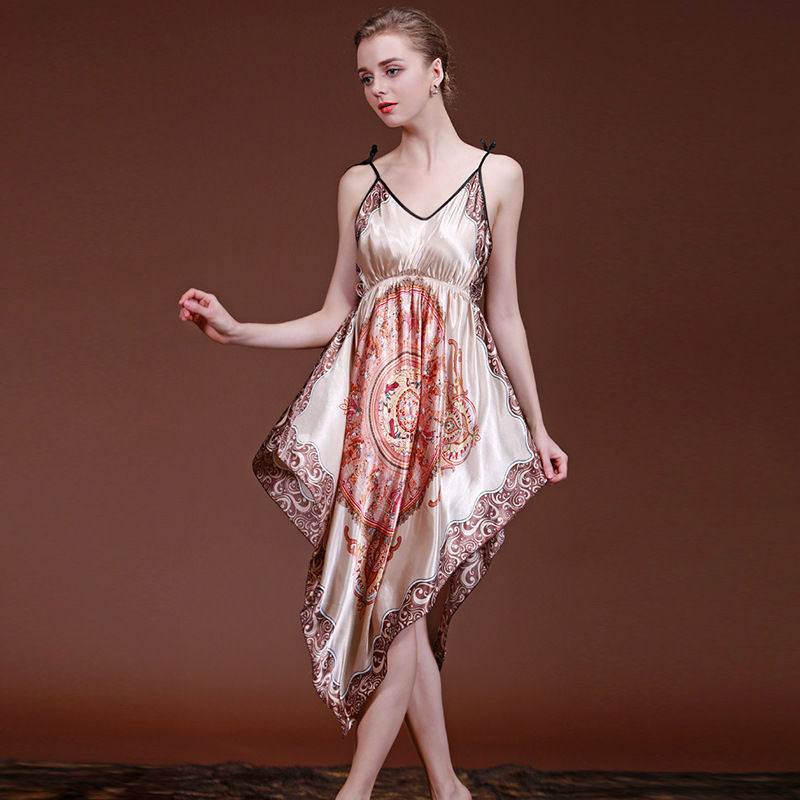 难怪老婆不穿居家服，这样的“颜值”睡衣，性感优雅，1秒迷倒我