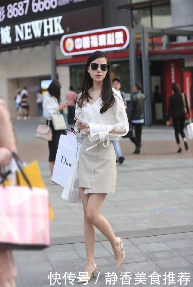  『轻松』一双美丽的高跟鞋，让你轻松穿出时尚的味道