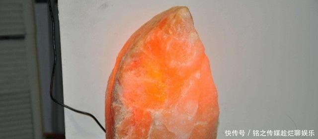 在中国烂大街的东西,去到了日本就变成3万一斤,国人疯狂抢购