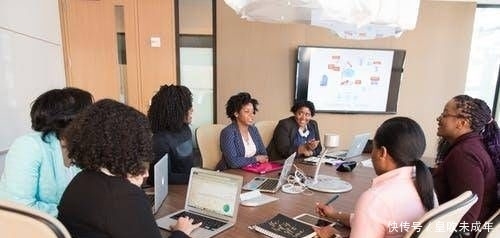  【情商】领导说辛苦了，怎样的回复领导会满意？情商高的人会这样做