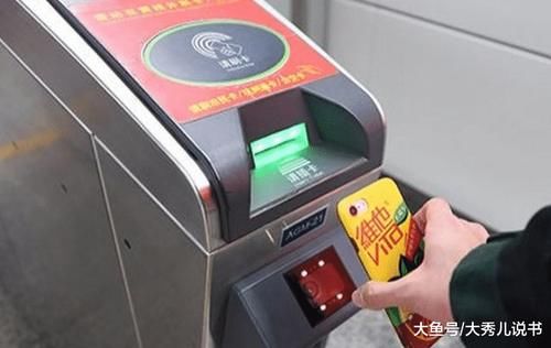  英国人■英国人评价中日英地铁：日本安静，英国陈旧，中国却是