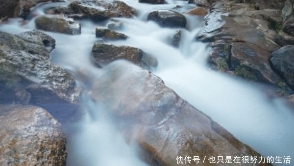 广西被遗忘景点，比九寨沟少一沟，消费低你去过吗？