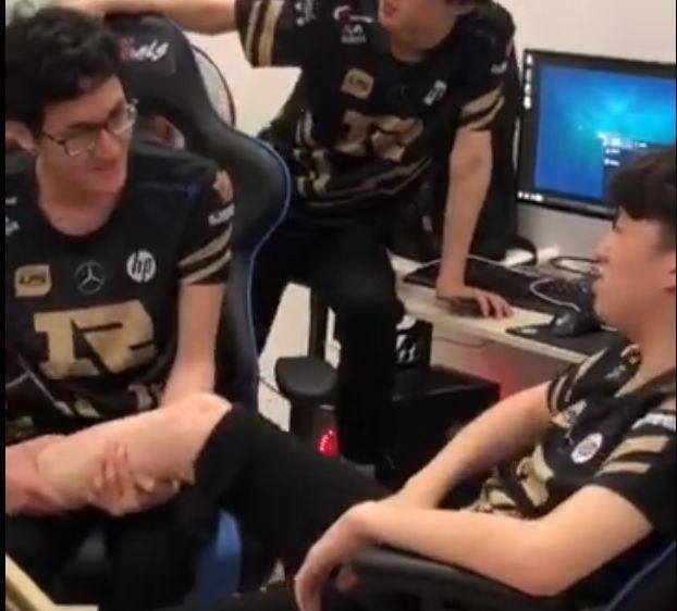 MSI夺冠背后的故事:Karsa遭谣言攻击心态爆炸