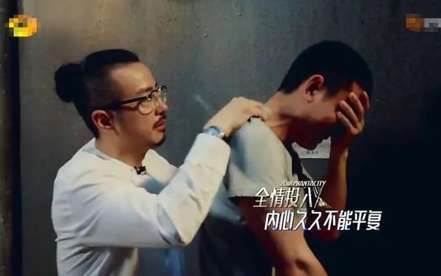 李小璐带甜馨探班贾乃亮，一家三口再度同框！离婚谣言再次中枪！