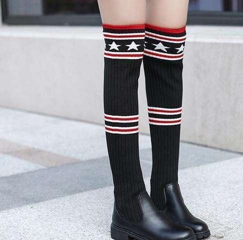 舒畅这次真要火了，脚踩“隐形靴”惊艳海内外，好美