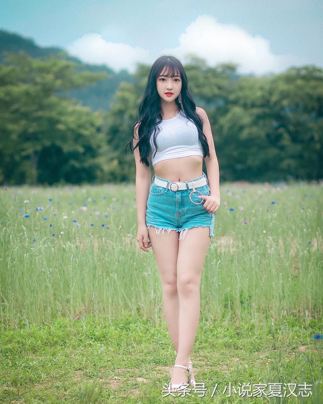 极品身材魅力短裙靓女