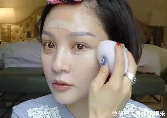  ＂p＂:＂1589019157＂女孩子刚刚学化妆，经常会遇见这几个错误，很多人都不懂