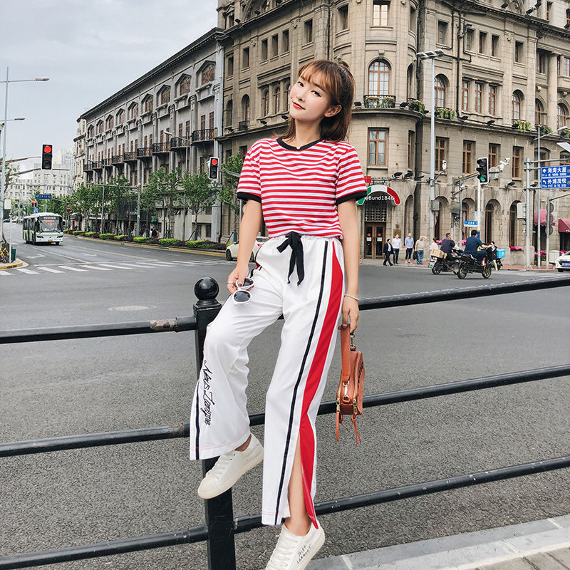 越来越多的女人不穿连衣裙，T恤+阔腿裤，美的走不动路