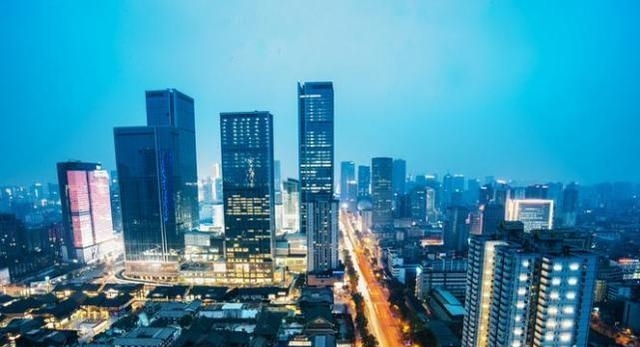  #gdp#中国最有发展前途的5个二线城市, 有迈向一线城市的可能