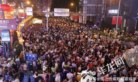 这个长假重庆实在是太太太火爆了!不愧网红城市顶流!