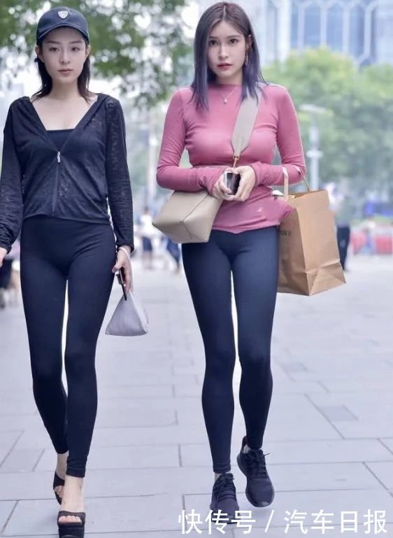 街头那些气质小姐姐紧身打底裤很魔性，网友；这也太紧了吧！