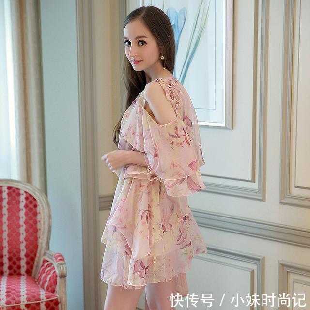 #气质#修身精致连衣裙,让你美得高调又理直气壮