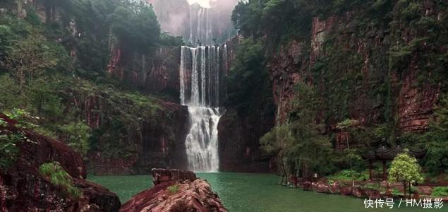 惊艳中华第一高瀑,罕见百米落差