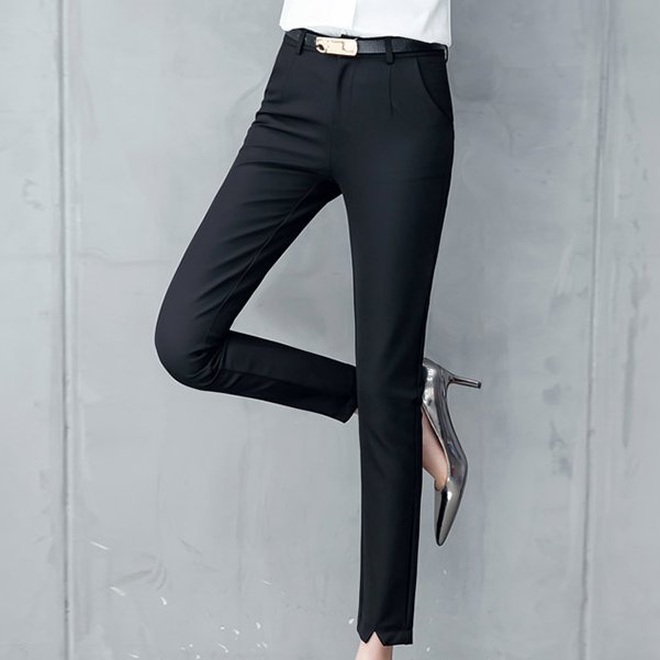 别再穿过时的阔腿裤了，这才是今年最流行的几款裤子，洋气显瘦