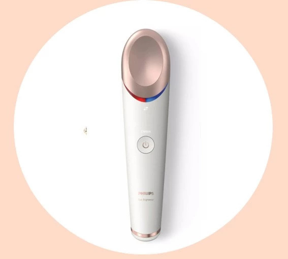 关晓彤跟鹿晗从日本回来，眼袋竟袋消失了？！难道是假眼袋？